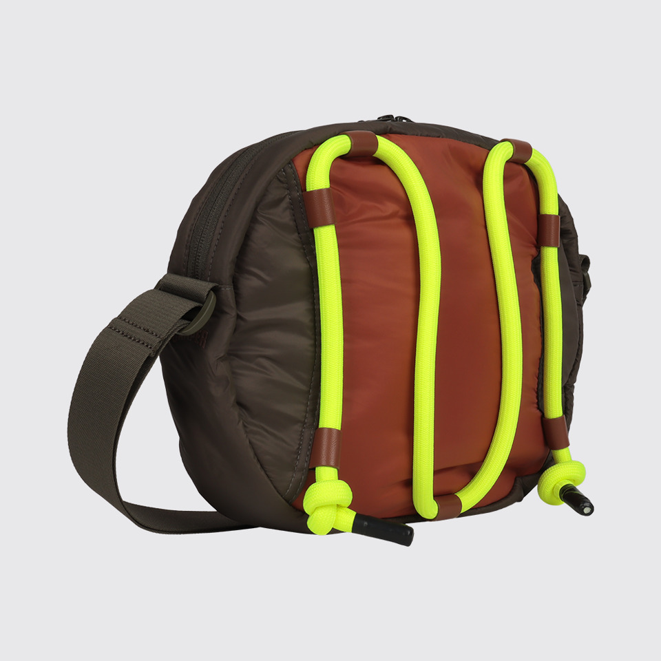 Front view of Unatz Unatz SHOULDER BAG