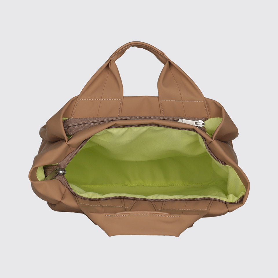 Overhead view of Globo Globo DAYPACK