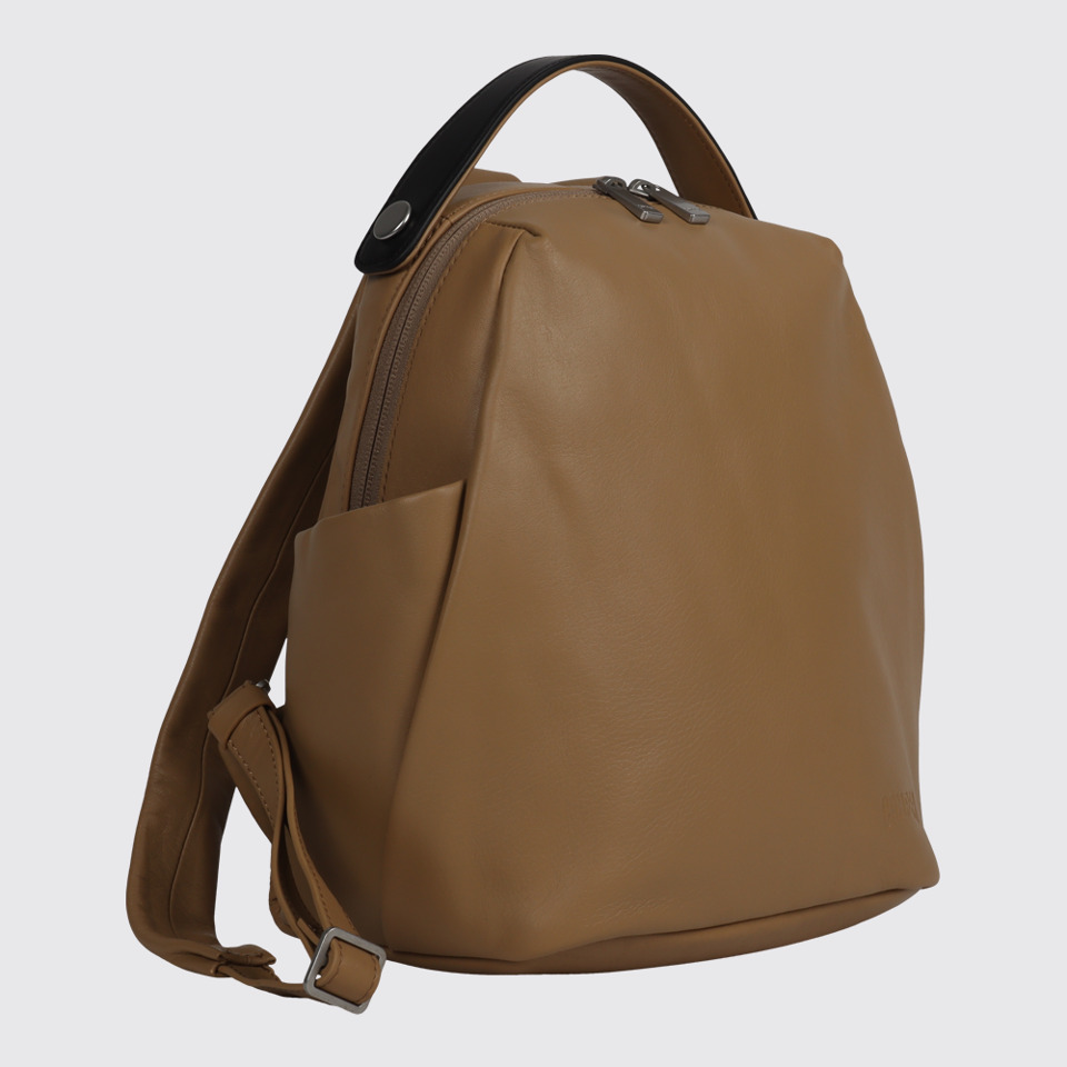 Deseo Deseo DAYPACK詳細画像_フロント
