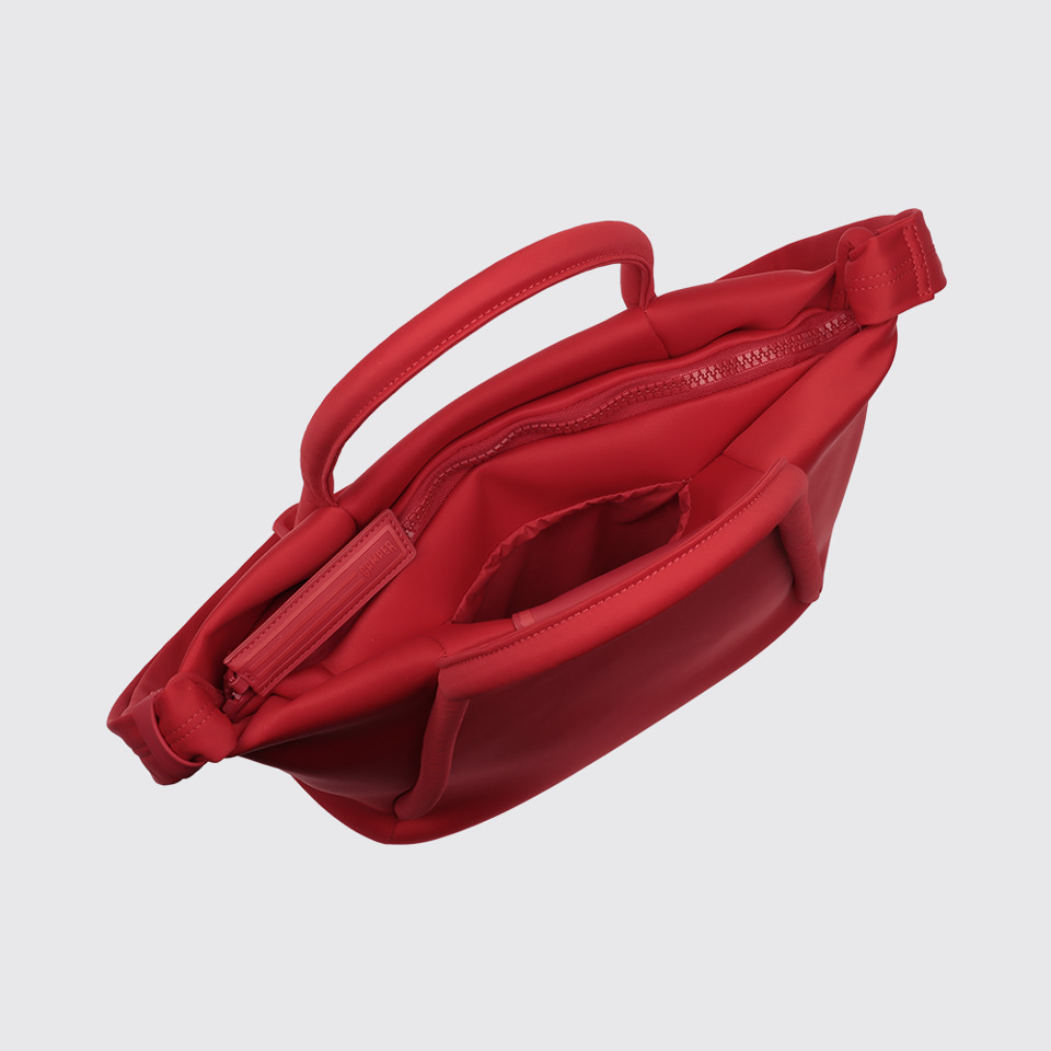 The sole of Adela Adela SHOULDER BAG