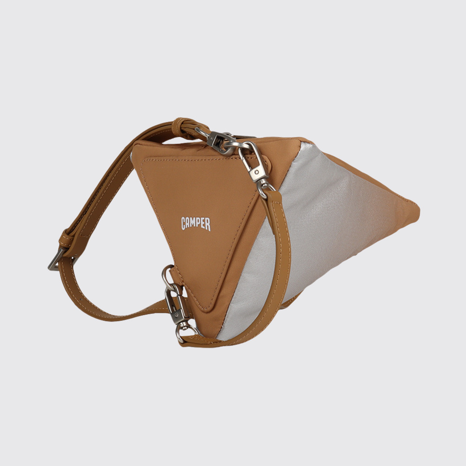 Front view of Gestalt Gestalt SHOULDER BAG