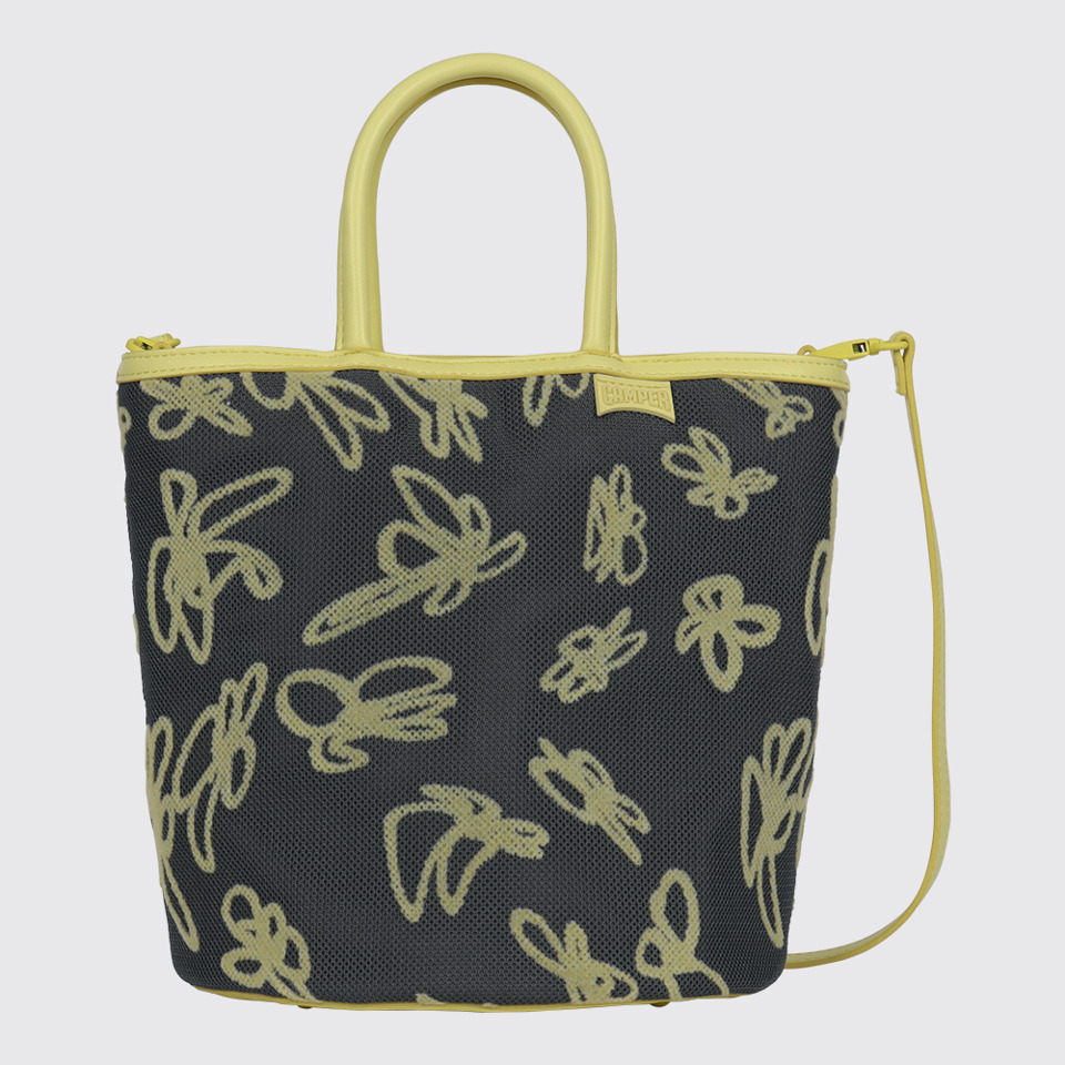 Side view of Amapola Amapola SHOULDER BAG