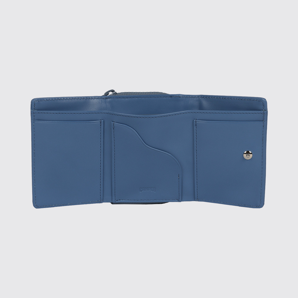 Overhead view of Jill Jill WALLET