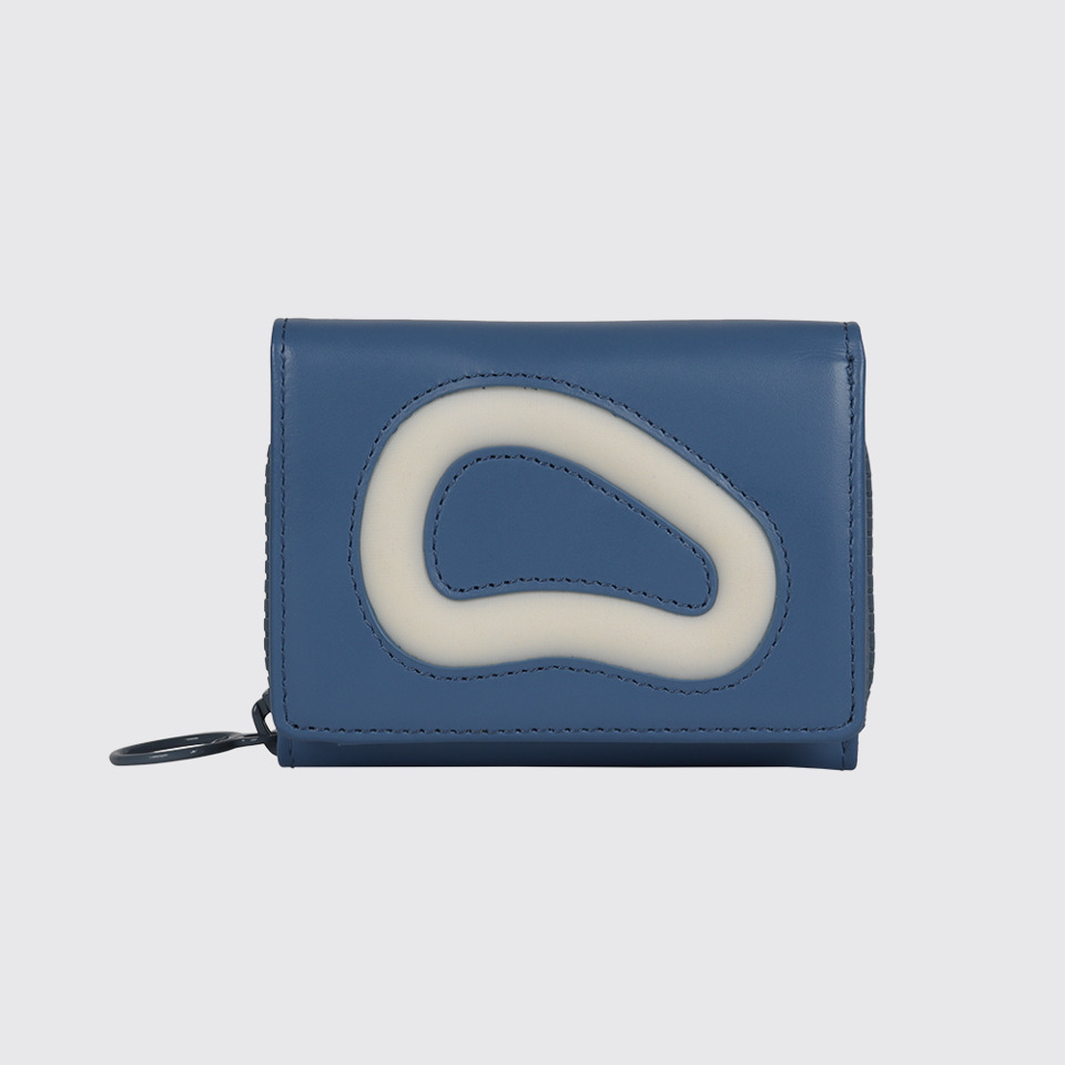 Side view of Jill Jill WALLET