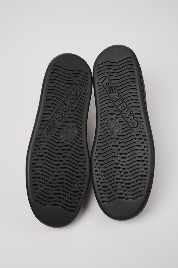 The soles of Runner Brown Nubuck Sneakers for Men.