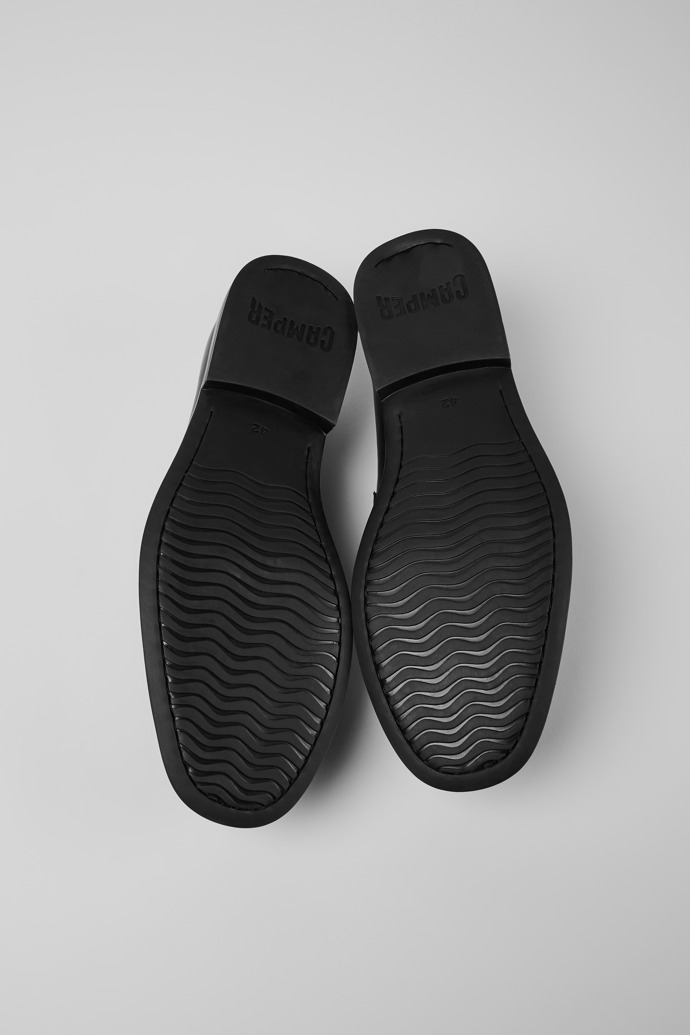 The soles of Truman Black Formal Shoes for Men