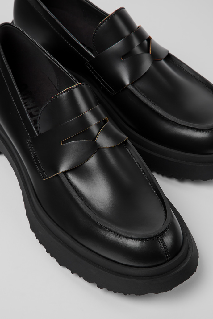 Walden Black Formal Shoes for Men - Autumn/Winter collection