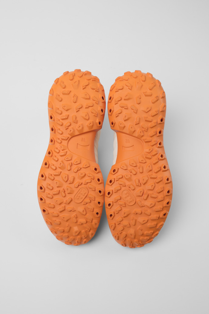 The soles of CRCLR Breathable textile men's sneakers