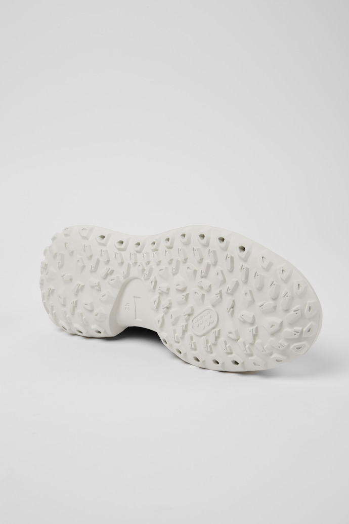 The soles of CRCLR Breathable textile men's sneakers