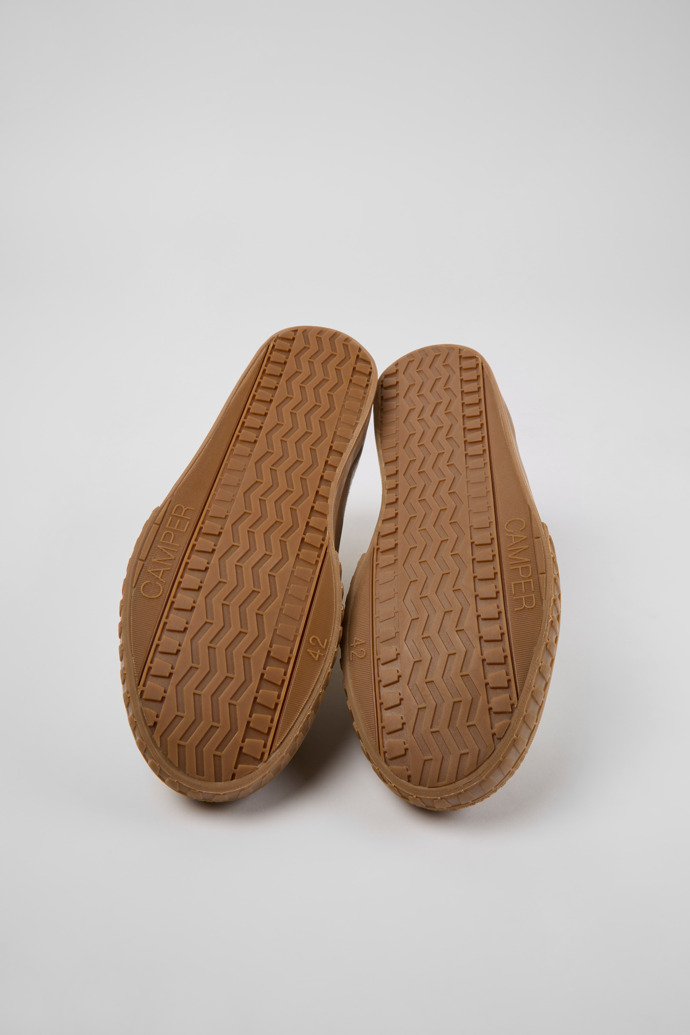 The soles of Camaleon White sneaker for men
