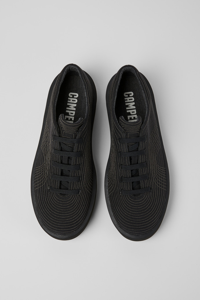 Overhead view of Courb Black sneakers for men
