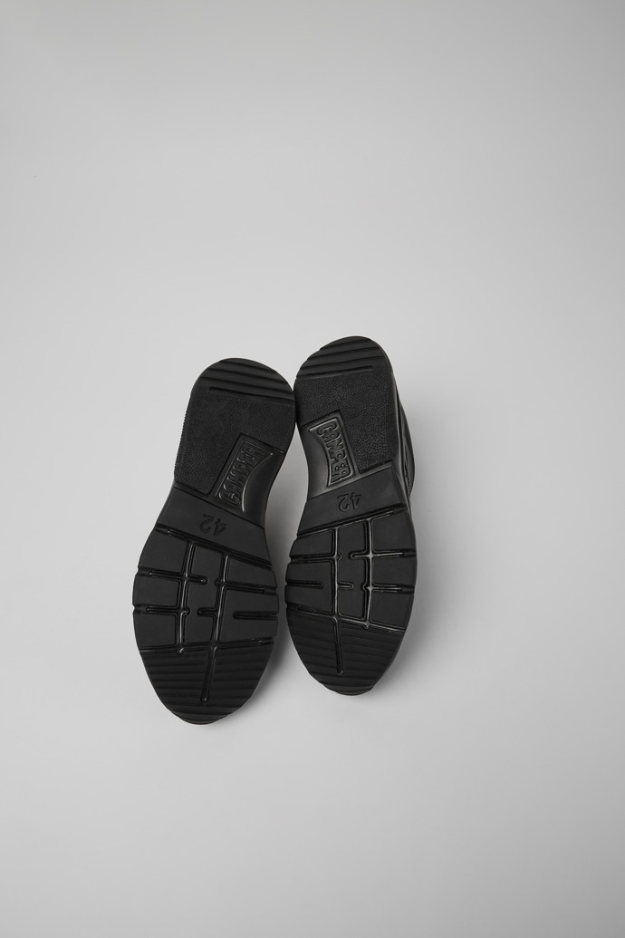 The soles of Drift Black sneaker for men