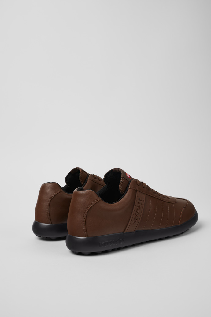 Back view of Pelotas XLite Brown leather sneakers for men