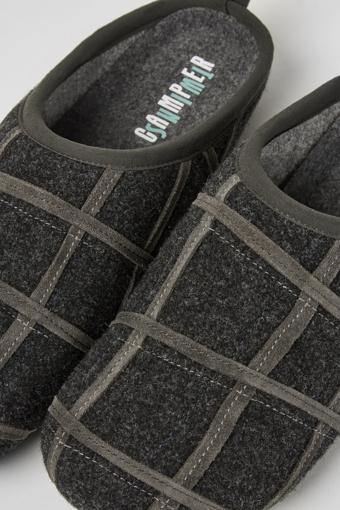 Close-up view of Twins Dark grey wool men’s slippers