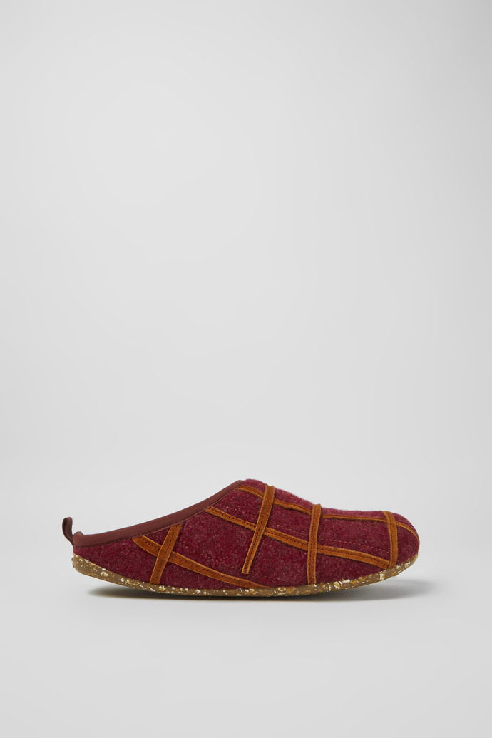 Side view of Twins Burgundy wool men’s slippers