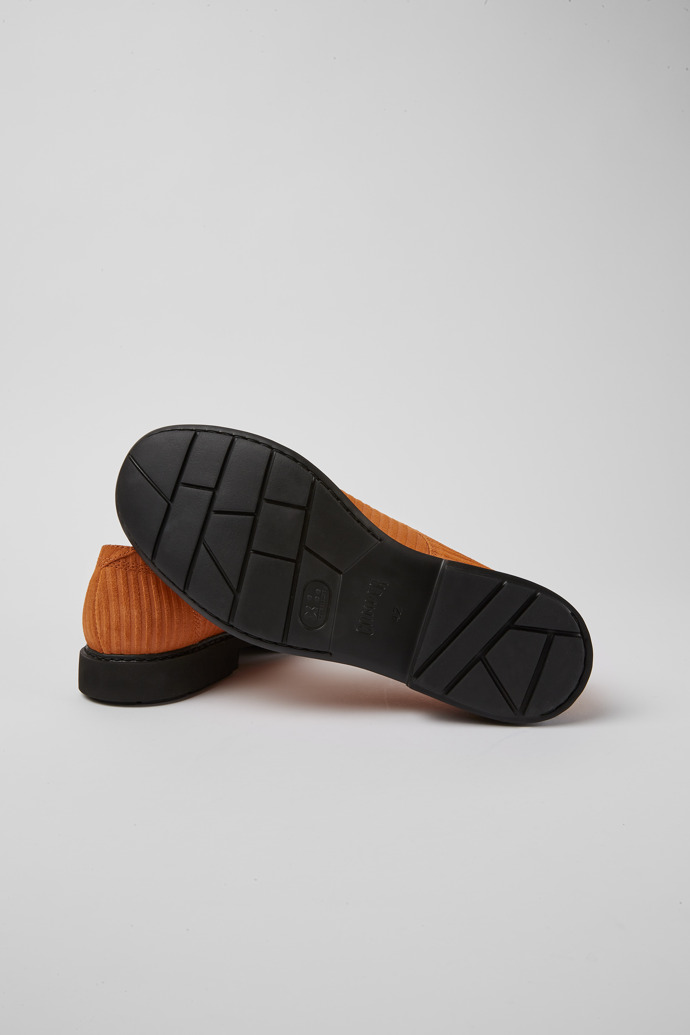 The soles of Twins Orange nubuck shoes for men