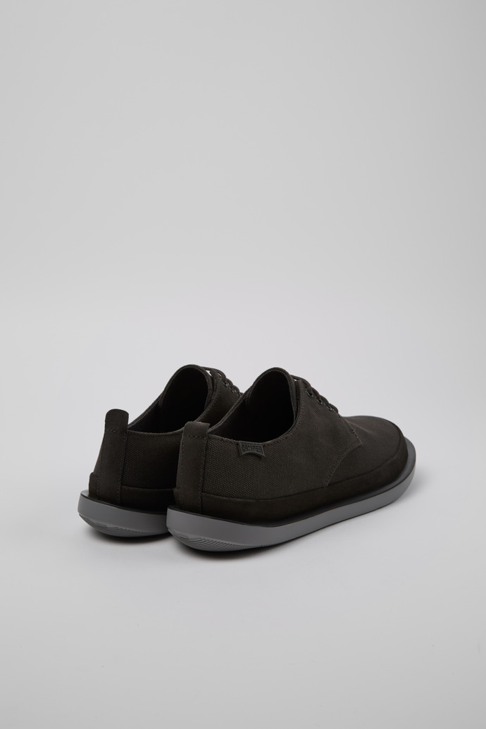 Wagon Chaussures grises en coton recyclé et nubuck pour homme.