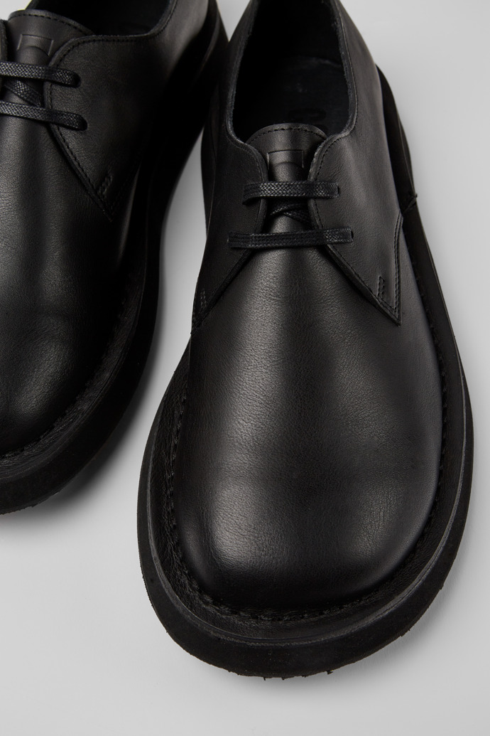 Close-up view of Brothers Polze Black leather shoes for men