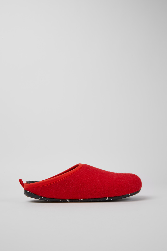 Side view of Wabi Red wool men’s slippers
