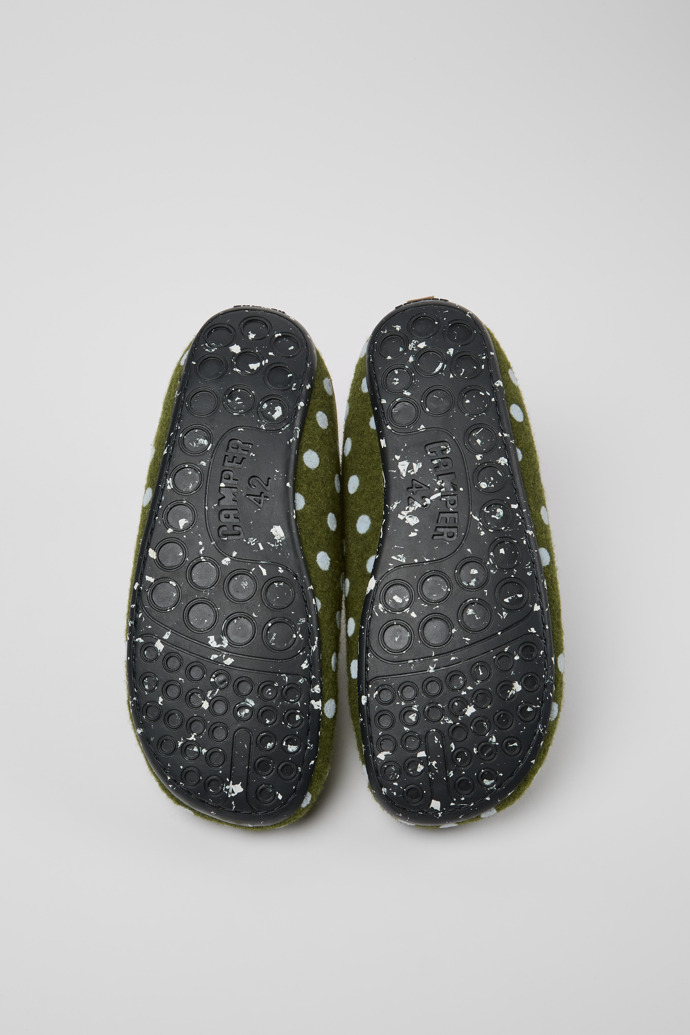 The soles of Wabi Green and blue wool men’s slippers