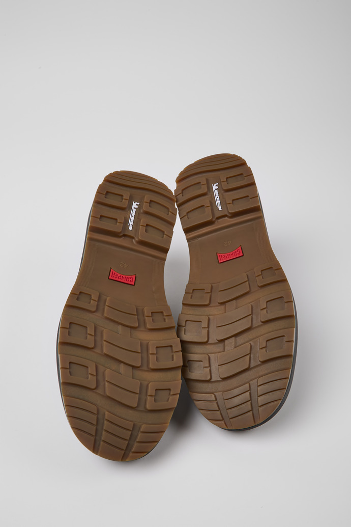 The soles of Brutus Trek Dark green nubuck shoes for men
