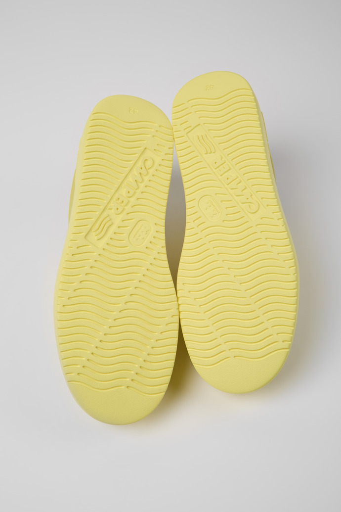 The soles of Runner K21 Yellow leather sneakers for men