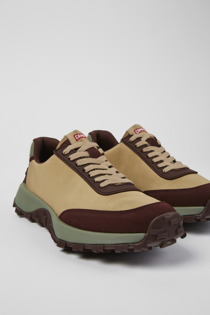 Close-up view of Drift Trail VIBRAM Beige recycled PET and nubuck sneakers for men