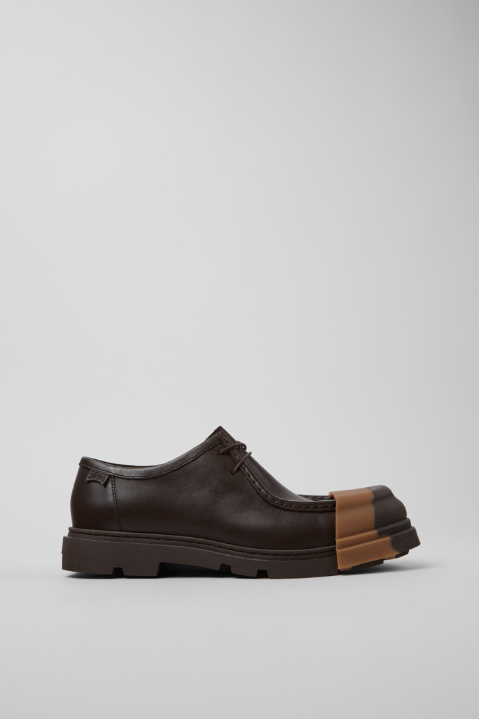 Side view of Junction Brown Leather Men's Shoe.