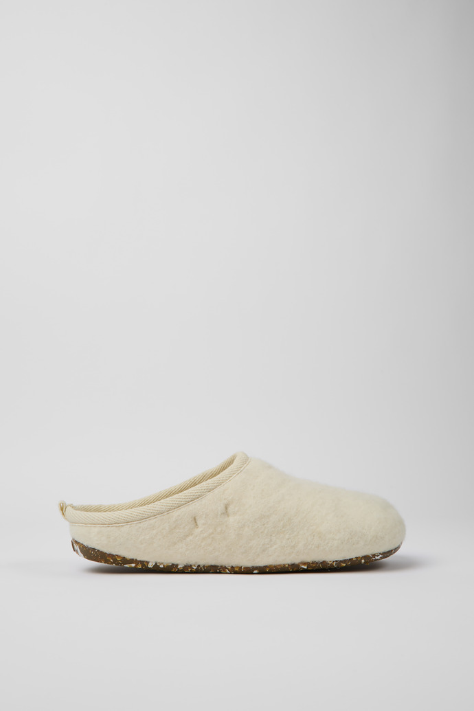 Side view of Wabi Beige wool slippers for men