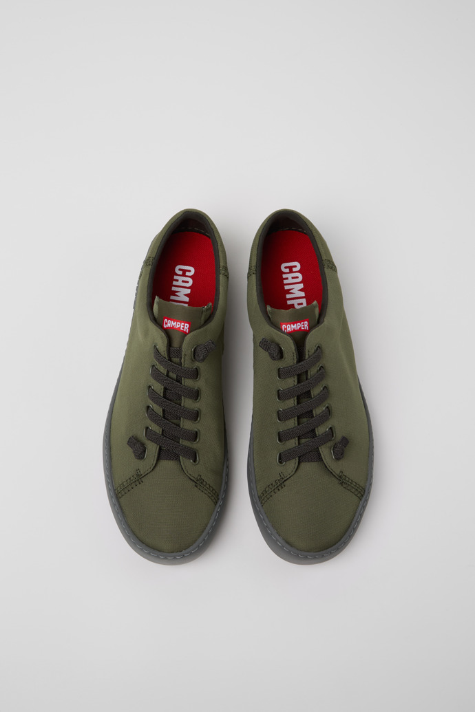 Peu Touring Sneakers de PET reciclado verde para hombre.