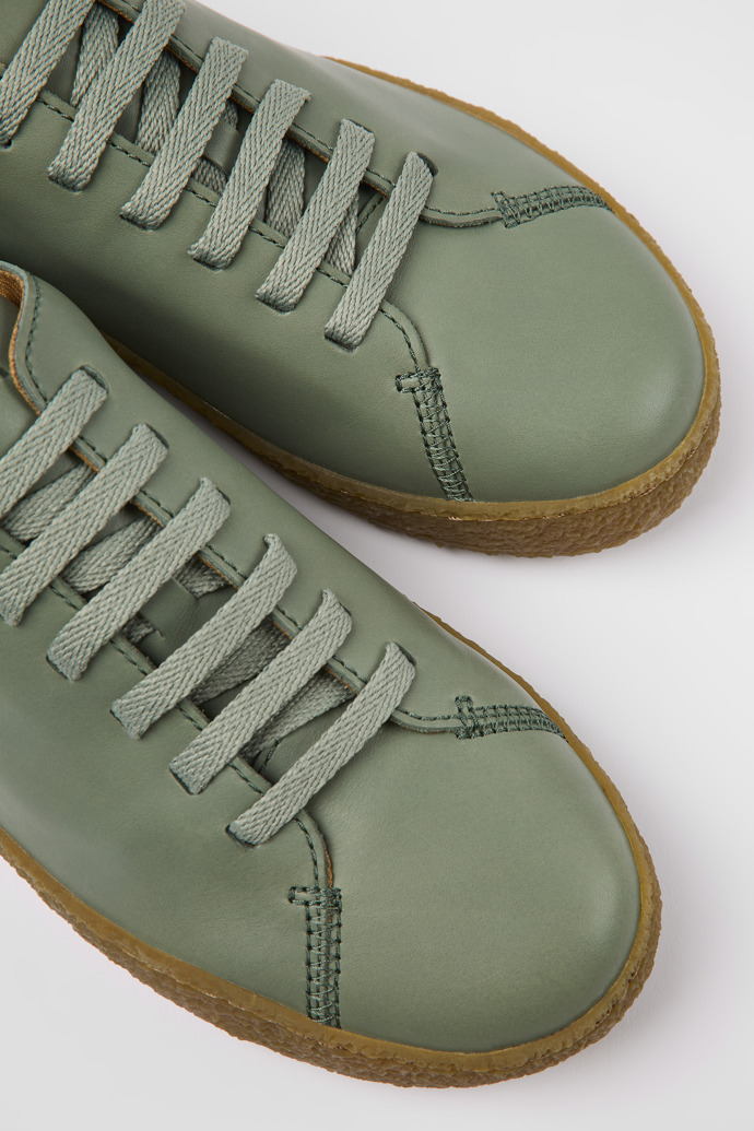Close-up view of Peu Terreno Green leather shoes for men