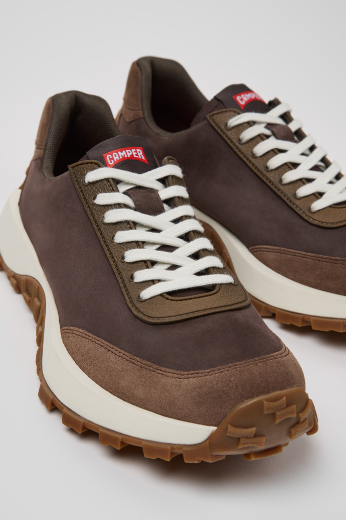Drift Trail Sneakers marrones de nobuk para hombre.
