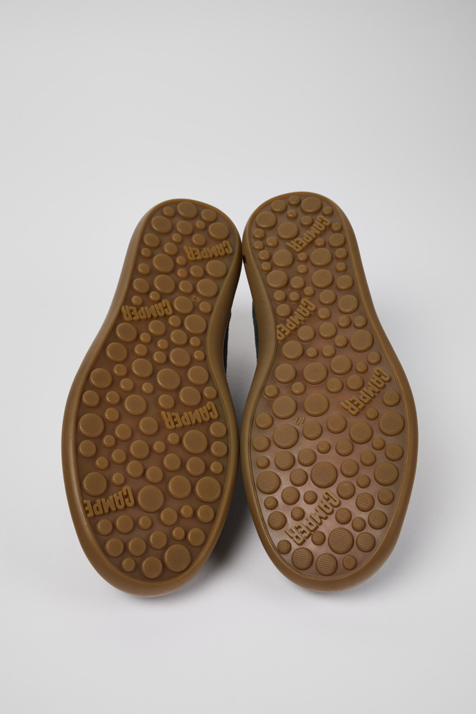 The soles of Pelotas Soller Dark Gray Nubuck/Leather Sneaker for Men