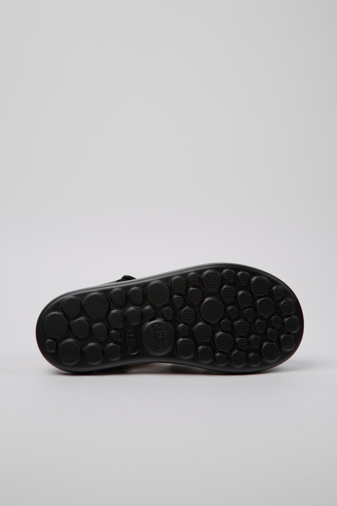 The soles of Pelotas Flota Black Leather Sandals for Men.