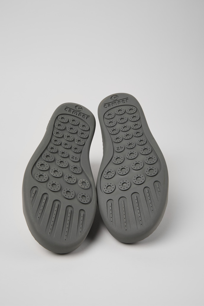 The soles of Twins Gray Leather Sneakers for Men.