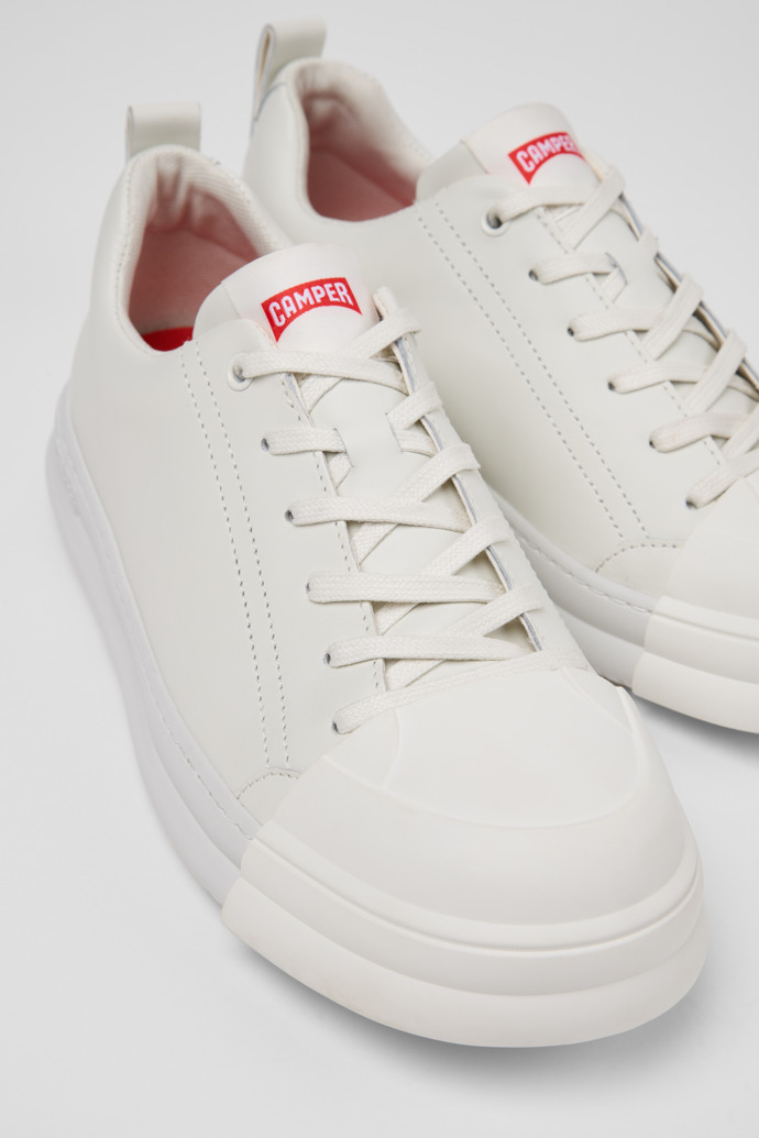 Junction Runner Baskets en cuir blanc pour homme.