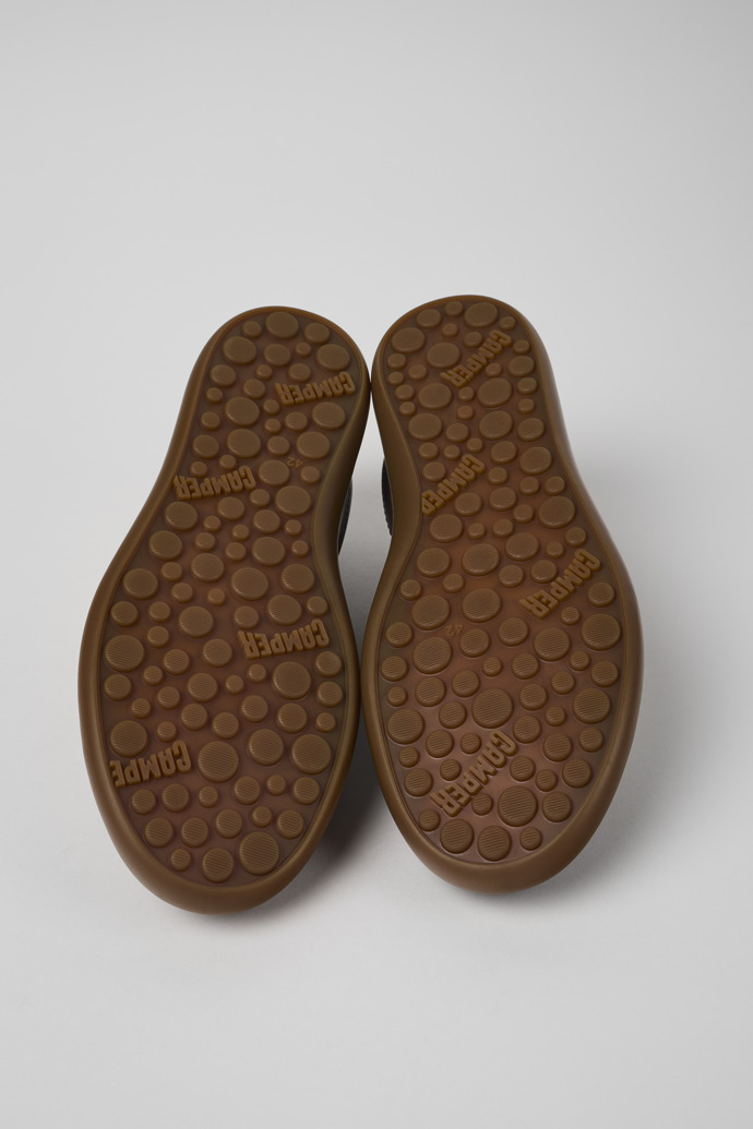 The soles of Pelotas Soller Brown leather sneakers for men