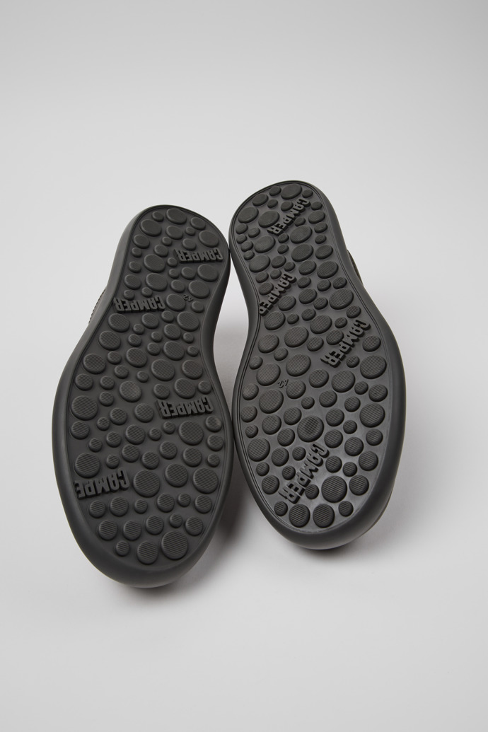 Pelotas Soller Zapatillas de piel verdes para hombre.
