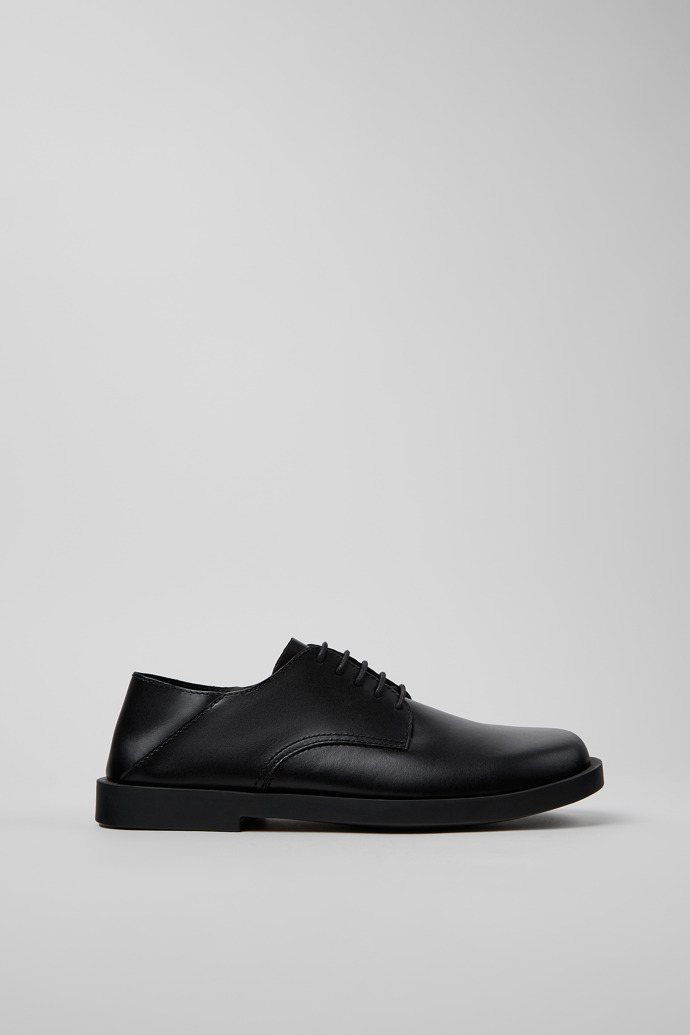 Don Sapatos em couro preto para homem.