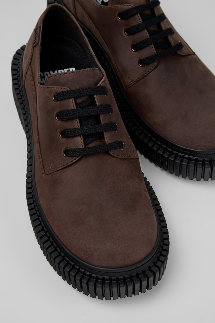 Pix Berlin Chaussures en nubuck marron pour homme.