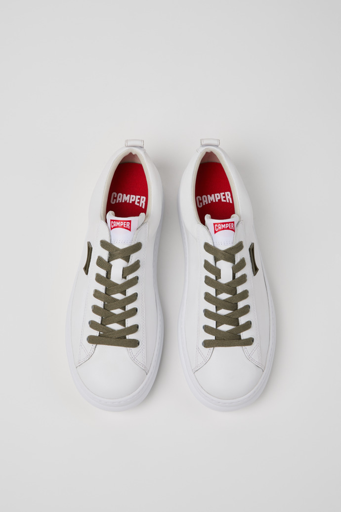 Runner Sapatilhas de pele brancas Para homem.