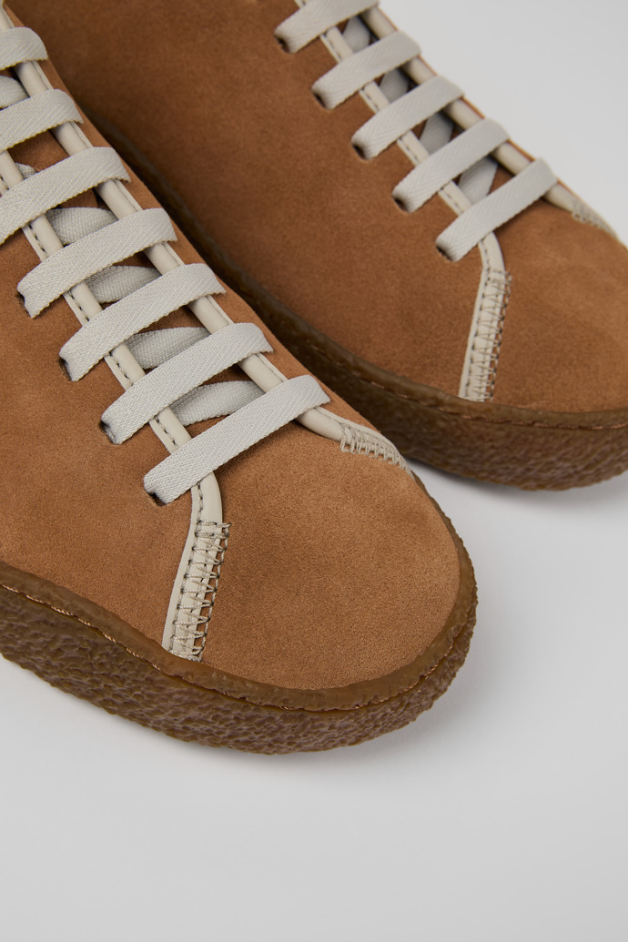 Close-up view of Peu Terreno Multicolor Suede and Leather Shoes for Men.