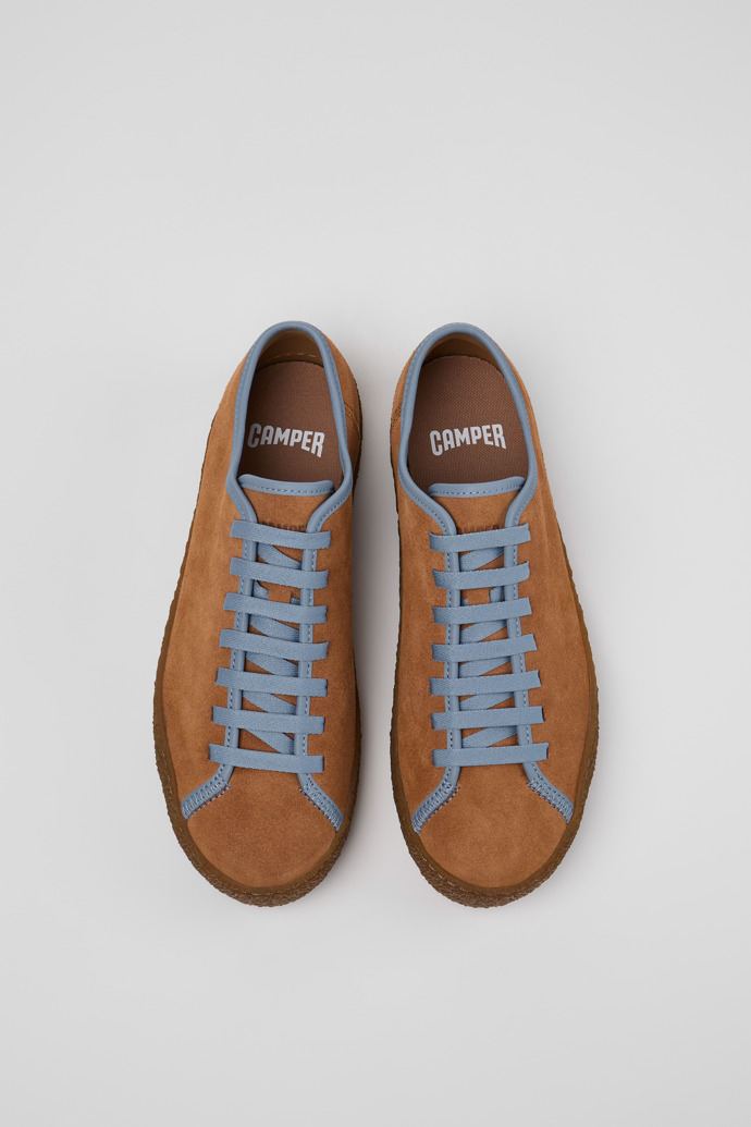 Peu Terreno Braune und blaue Wildleder- und Lederschuhe für Herren.