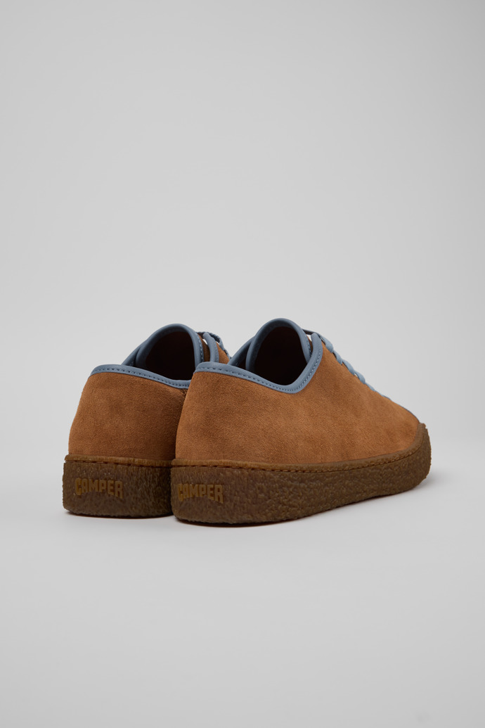 Peu Terreno Braune und blaue Wildleder- und Lederschuhe für Herren.