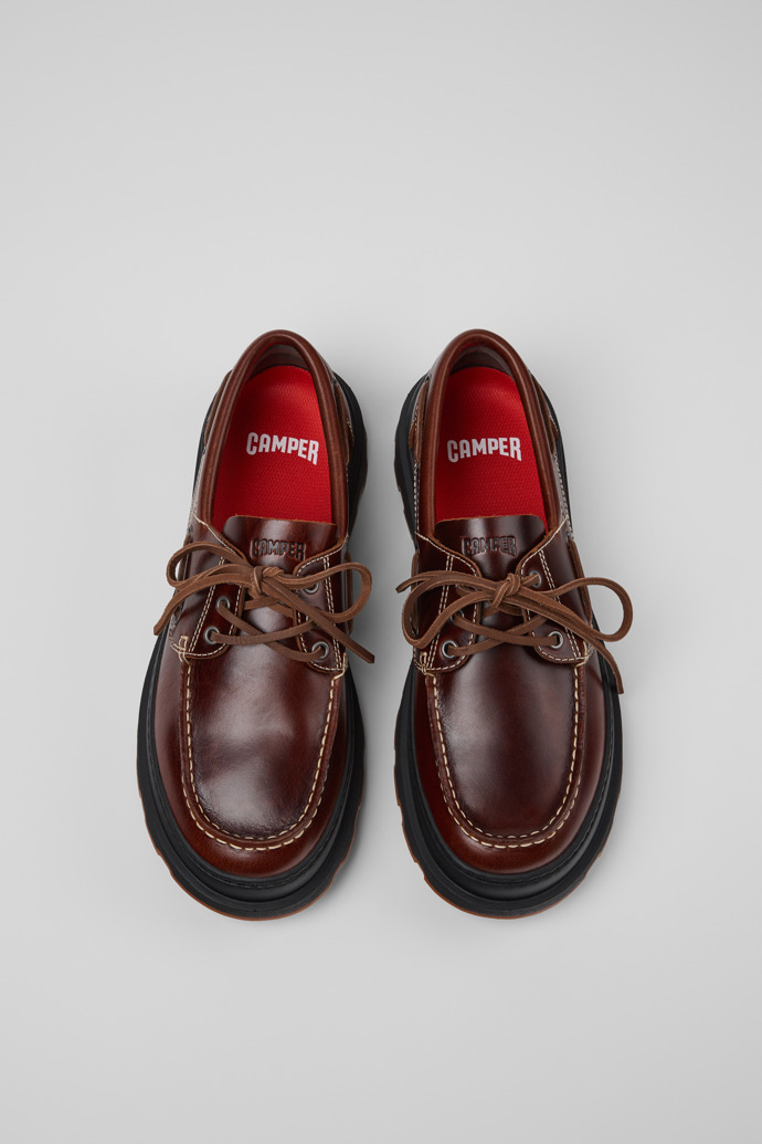 Brutus+ Mocasines marrones de piel para hombre.