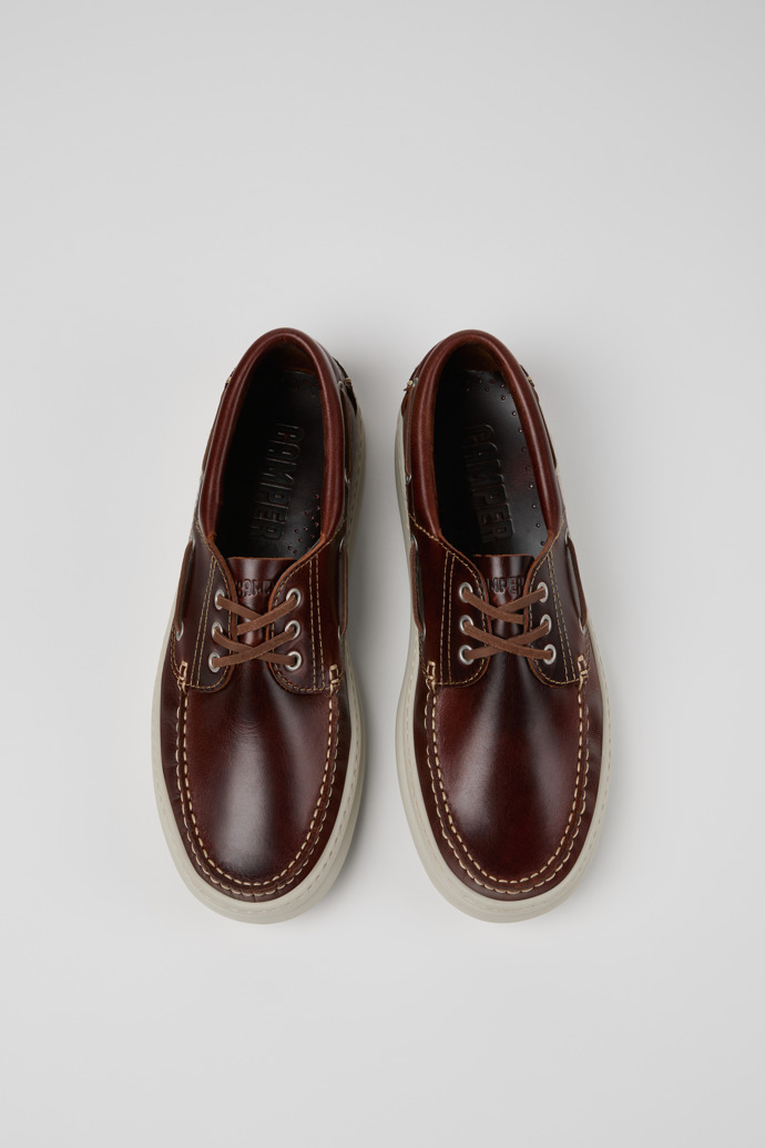Runner Mocasines de nobuk marrón para hombre.