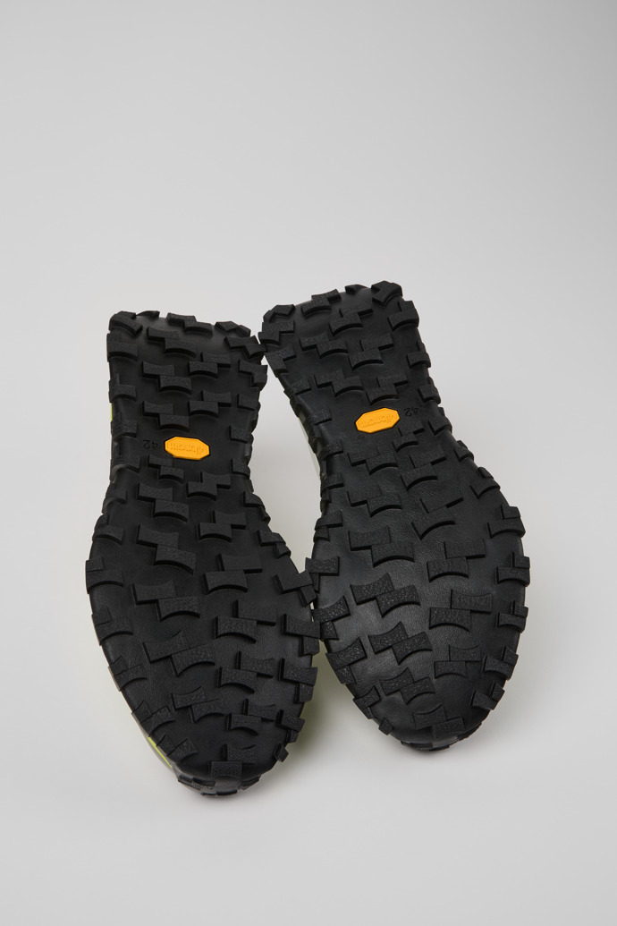 The soles of Drift Trail - GORE-TEX Multicolor Upper Sneakers for Men.