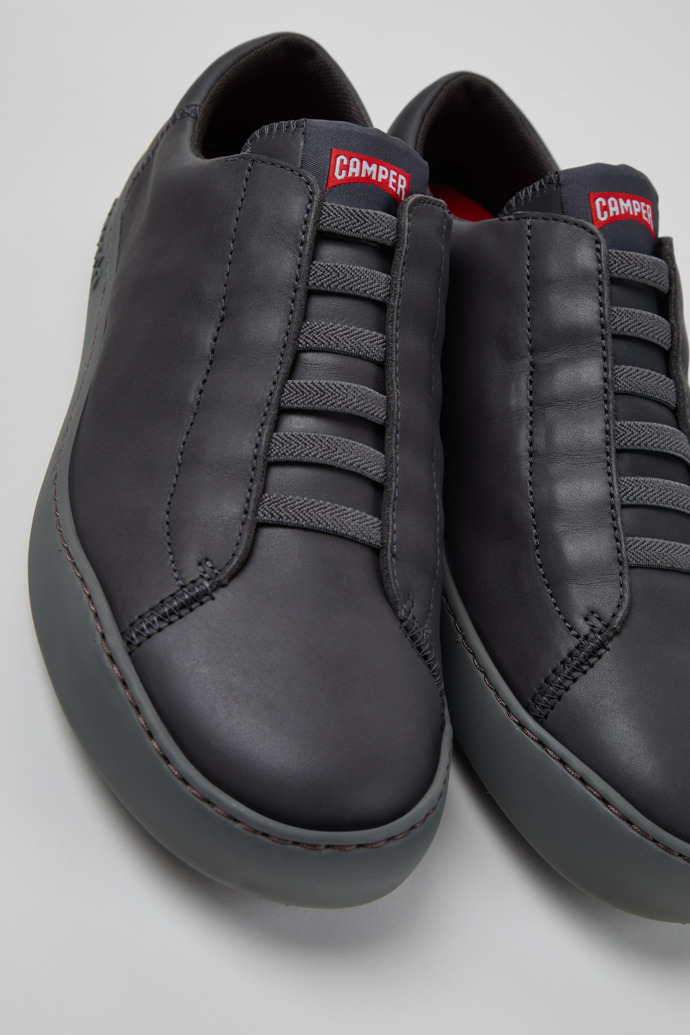 Peu Touring Szare skórzane sneakersy Dla mężczyzn.