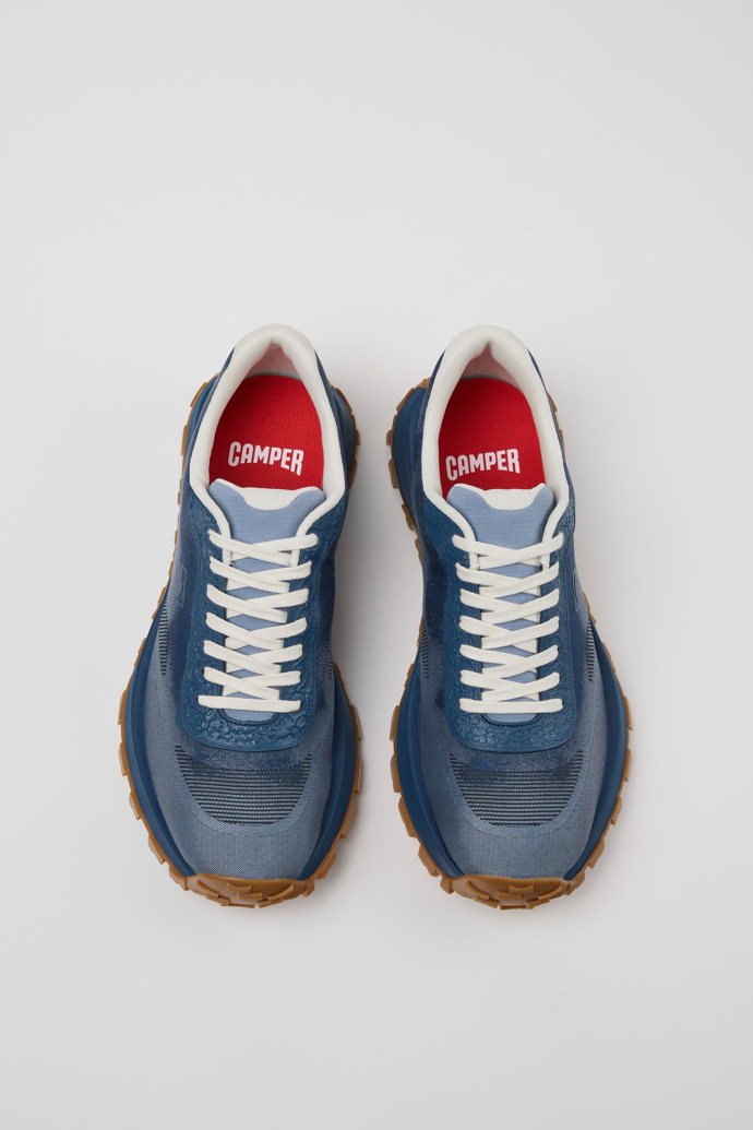 Drift Trail Erkekler için mavi deri spor ayakkabılar. modelin üstten görünümü