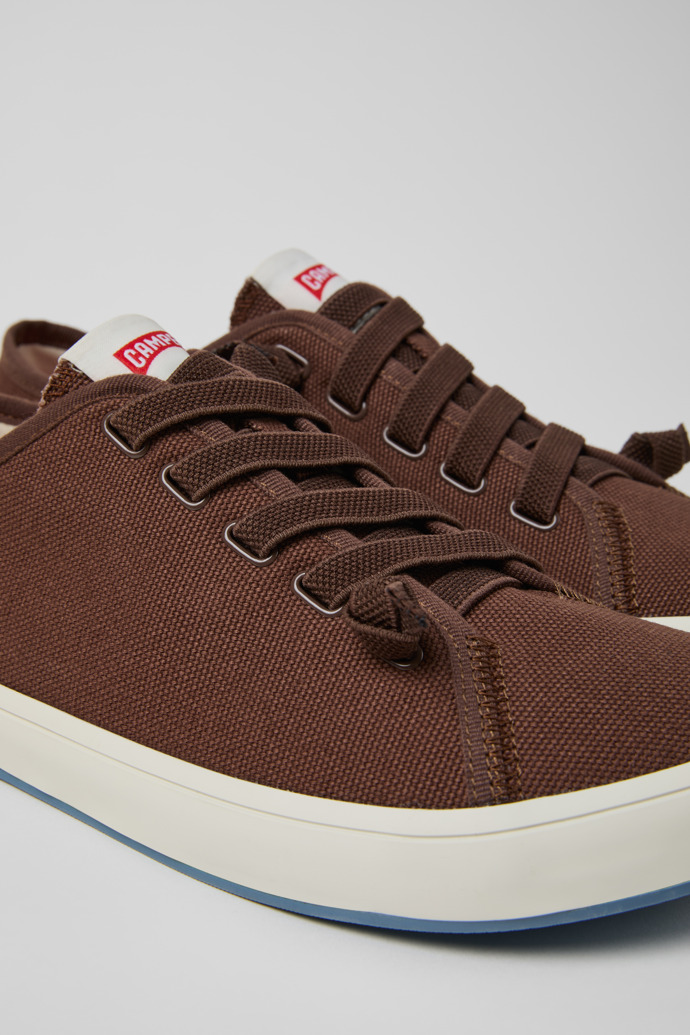 Peu Rambla II Baskets en textile marron Pour homme.